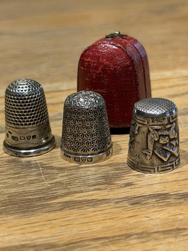 Antique silver thimbles - silver, x3