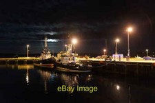 Photo 6x4 Pilot boats tied up