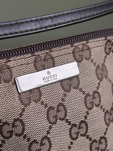Vintage authentic gucci - authentic,
