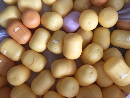 Kinder surprise plastic - 30,
