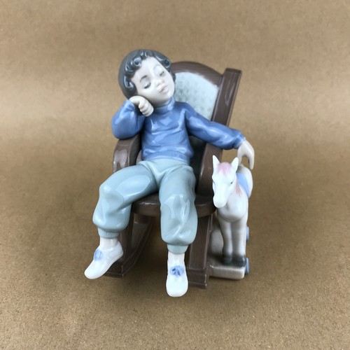 Lladro 5846 all tuckerd out - lladro,