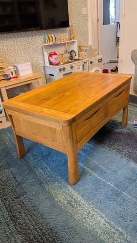 Solid oak coffee table with - , 4