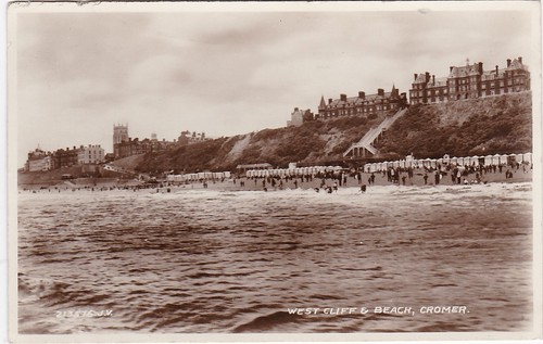 West cliff beach cromer - &,