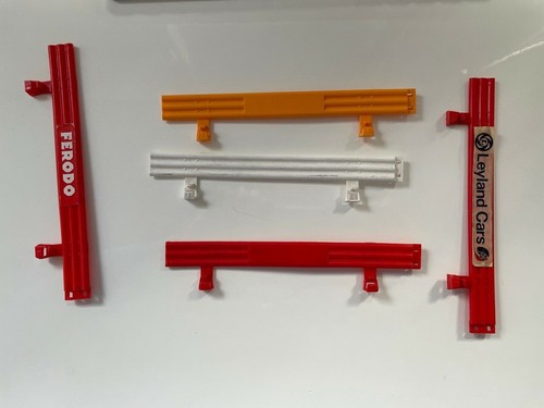 Scalextric clip barriers - 10, on