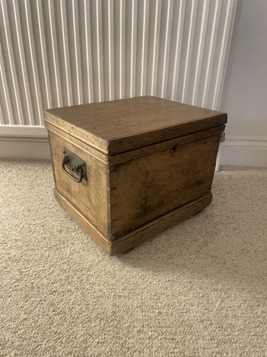 Victorian pine trunk - victorian,