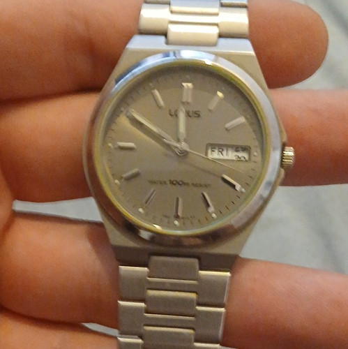 Lorus quartz stainless steel - quartz,