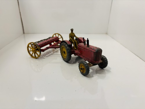 Dinky toys 300 massey - toys,