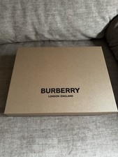 burberry box empty 32*24*4cm