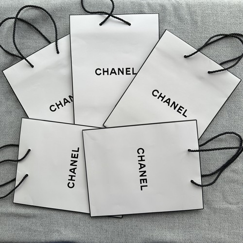 Genuine chanel beauty - x,