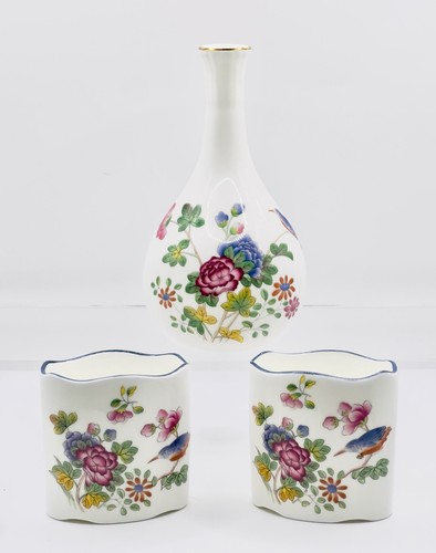 Wedgwood bone china - bone, x