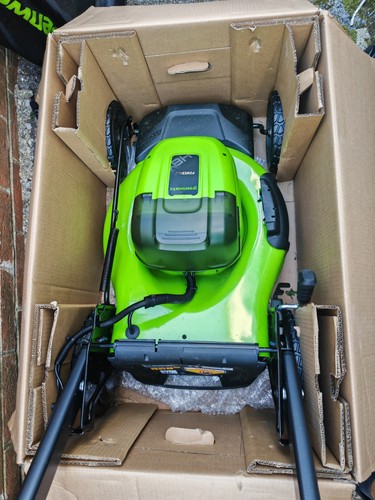 Greenworks 48v 46cm - 48v,