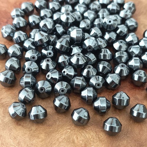 Round bicone beads 5mm - round,