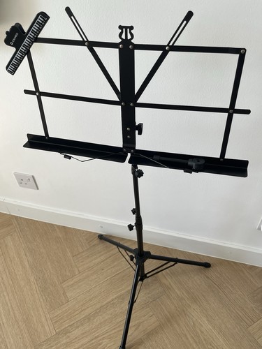 Cahaya sheet music stand - sheet, metal