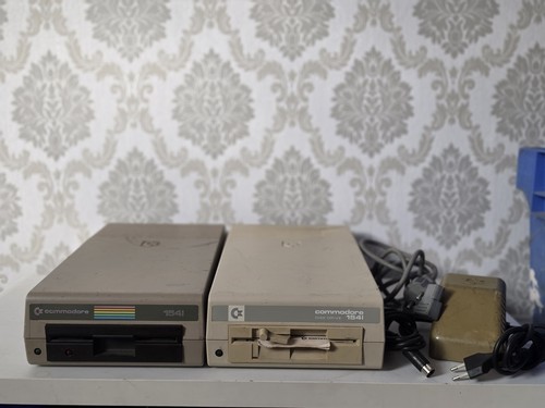 Commodore 1541 floppy - 1541, +
