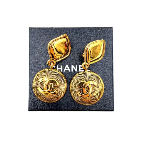 Chanel vintage logo - chanel, cc