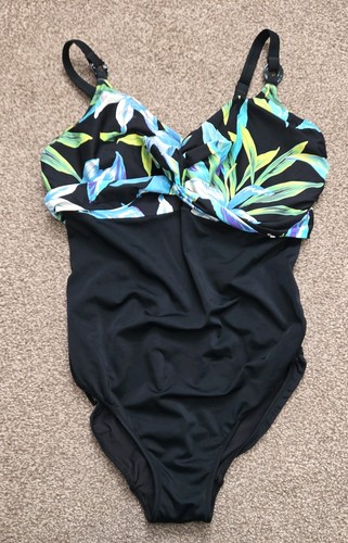 Fantasie twist front - front, one