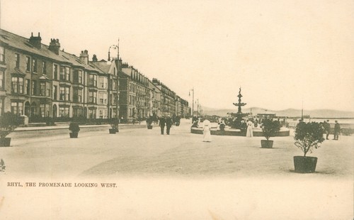Rhyl the promenade looking - promenade,