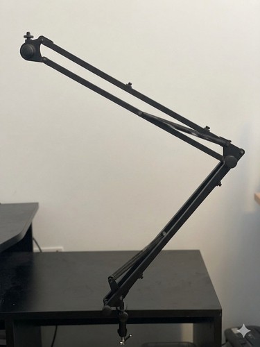 Articulated desk mounted - articulated, boom