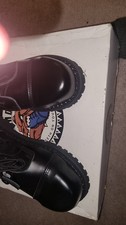 Rangers boots hole size - boots,