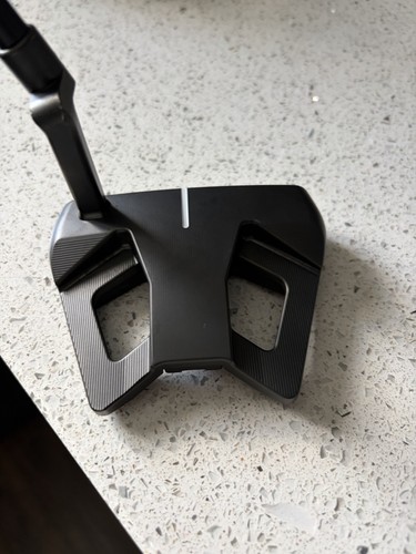 Scotty cameron phantom black - cameron,