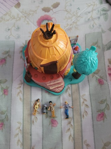 Polly pocket pocahontas - polly,