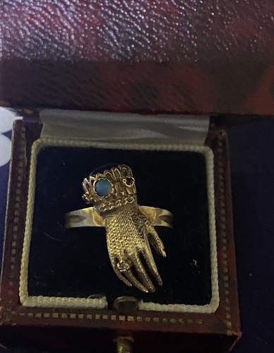 Stunning 9ct gold - 9ct,