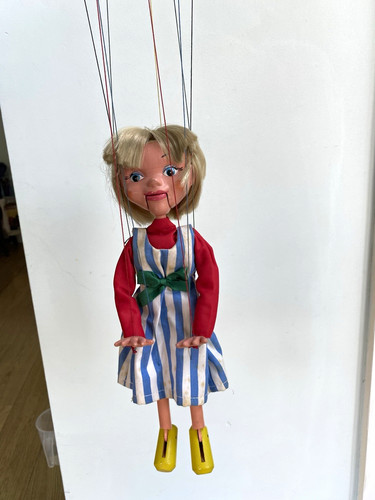 Pelham vintage girl - pelham,