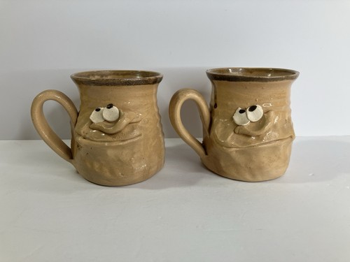 Pair vintage ugly mugs - ugly,