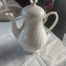 117 Vintage Seltmann Welden Regina Bavaria Coffee Pot