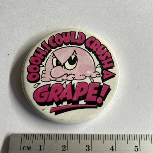 Collectible pin badge oooh - oooh, i