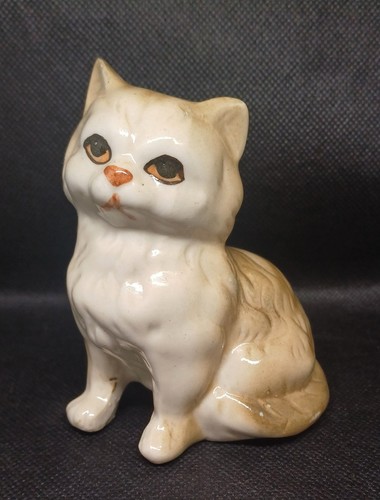 Vintage unsigned cat - unsigned,