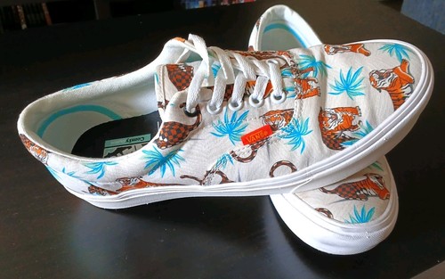 Vans discovery project - discovery, cat