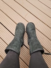 Ugg Classic Short II Boots Black Size UK7 EU40