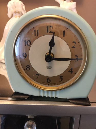 Vintage 1950s smiths bakelite - 1950s,