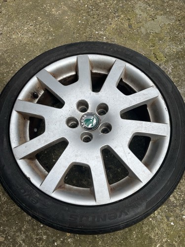 Skoda fabia vrs alloy - 16”,