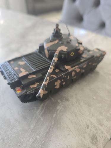 Dinky toys centurion tank 651 - toys,