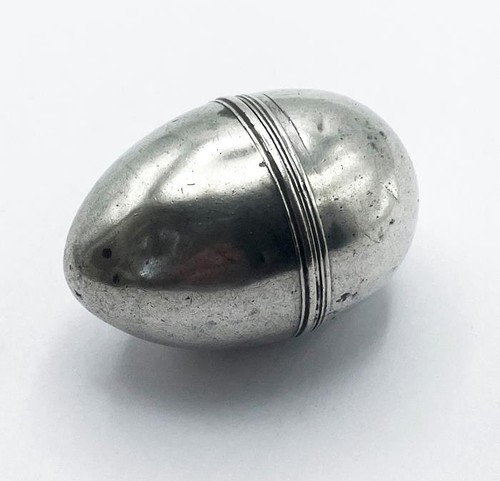 Silver nutmeg grater smauel - grater,