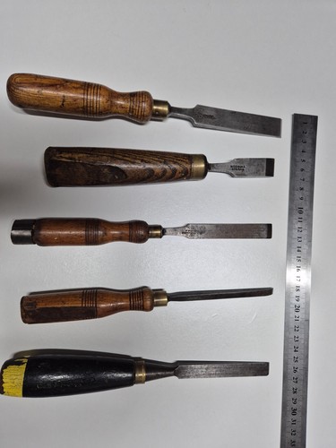 Set antique chisels 5 - set,
