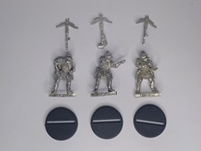 Warhammer LOTR- 3x Uruk Hai with Crossbows. Metal. OOP