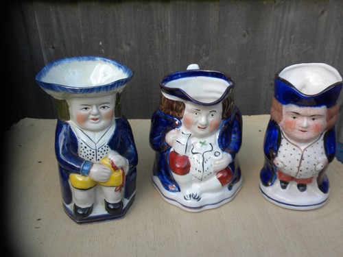 Toby character jug - /,