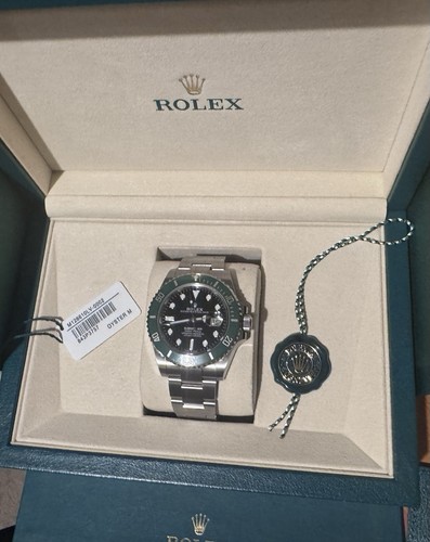 Rolex submariner date 126610lv - date,