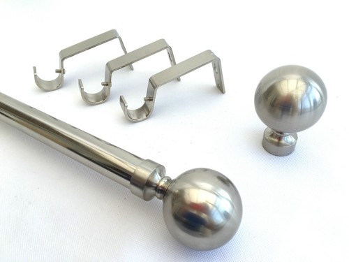 28mm brushed chrome eyelet - 28mm,
