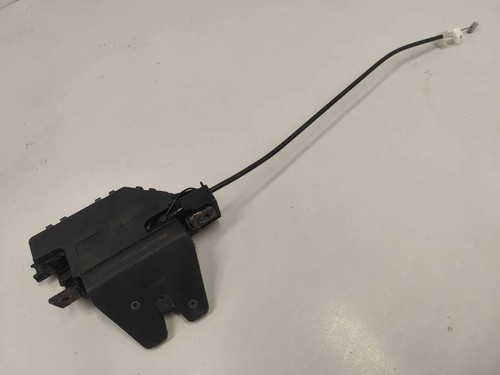 Bmw e90 tailgate lock - bmw, 3