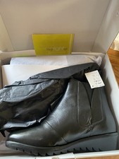 Heavenly Soles Black Leather