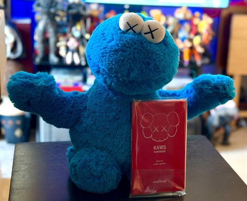 Authentic kaws sesame - authentic,