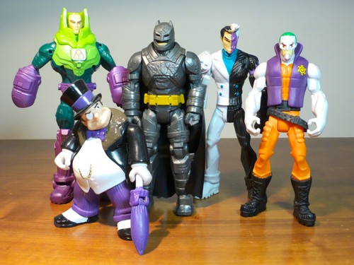 Batman villains figure - batman,