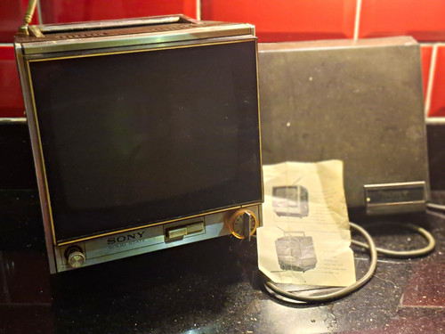 Sony 90ub solid - solid, state