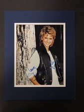 Olivia Newton John Signed 8x10 Matted Photo Autograph Auto Beckett BM62333