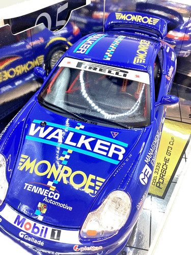 Porsche 911 gt3 - 1:18,