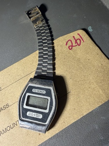 Vintage saxon lcd digital - saxon,